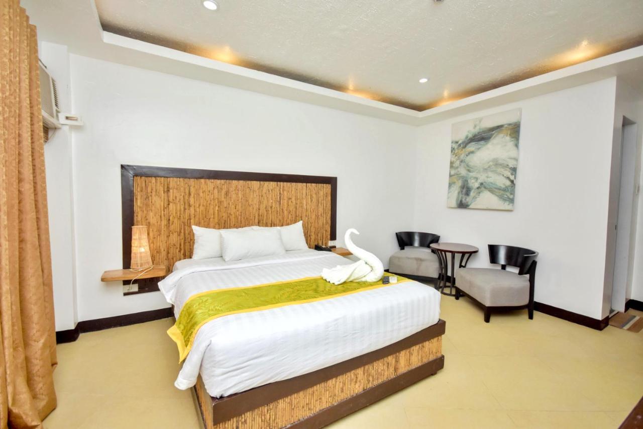 Bamboo Beach Resort & Restaurant Manoc-Manoc Luaran gambar