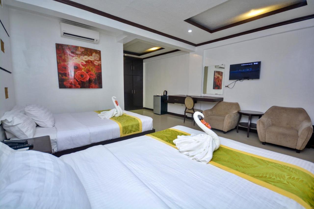 Bamboo Beach Resort & Restaurant Manoc-Manoc Luaran gambar