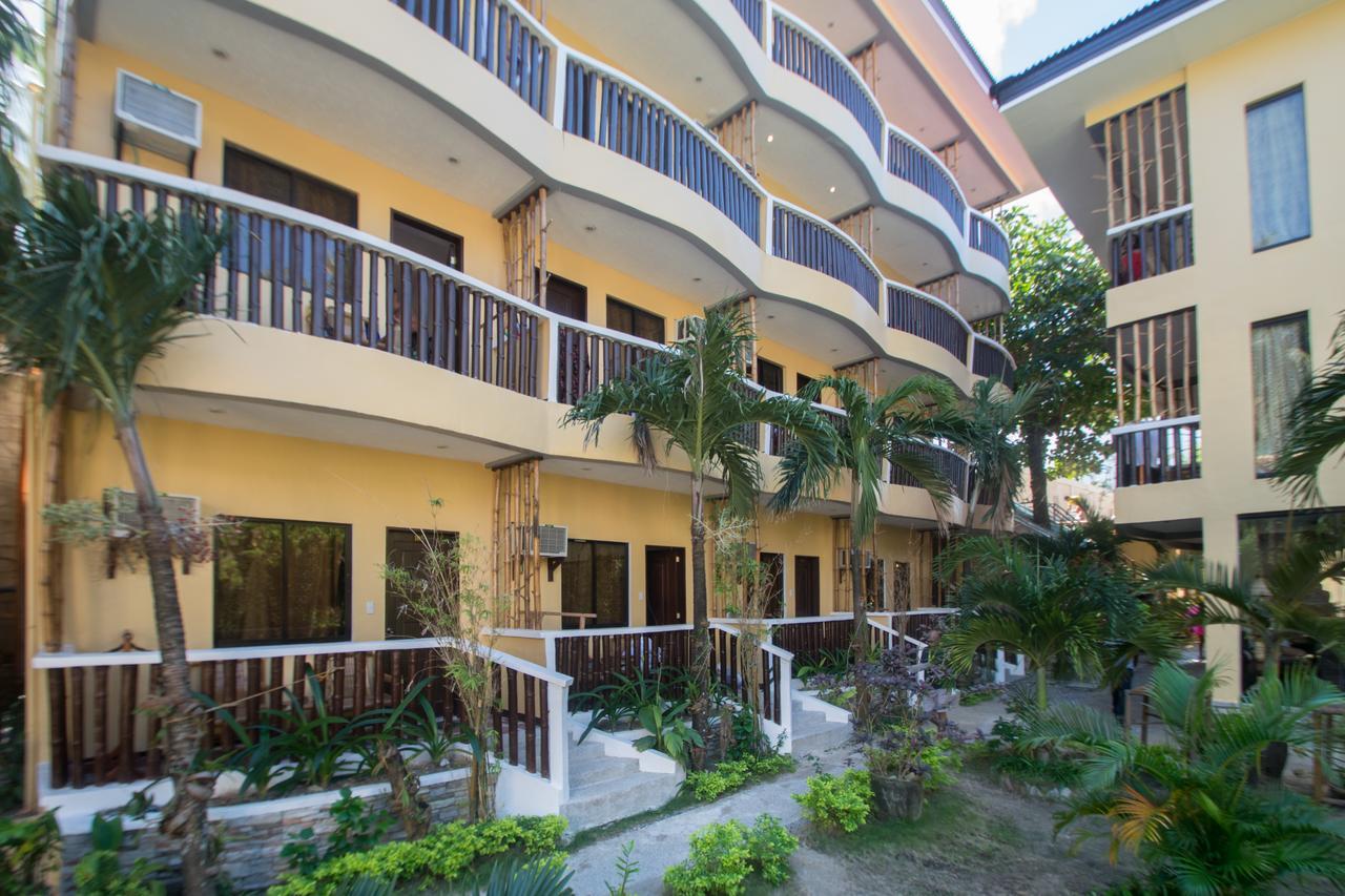 Bamboo Beach Resort & Restaurant Manoc-Manoc Luaran gambar